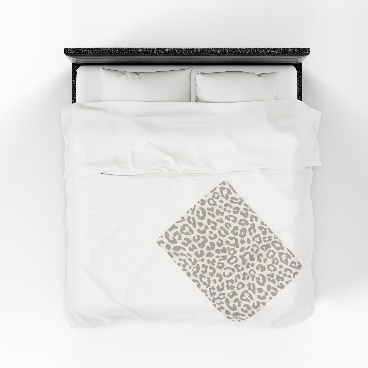 Beige Cheetah Print Velveteen Plush Blanket