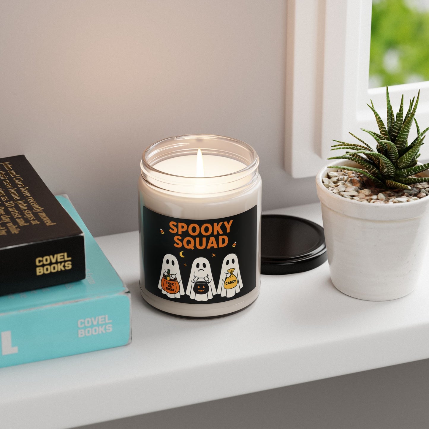 Spooky Squad Trick or Treat Scented Candle (9oz)