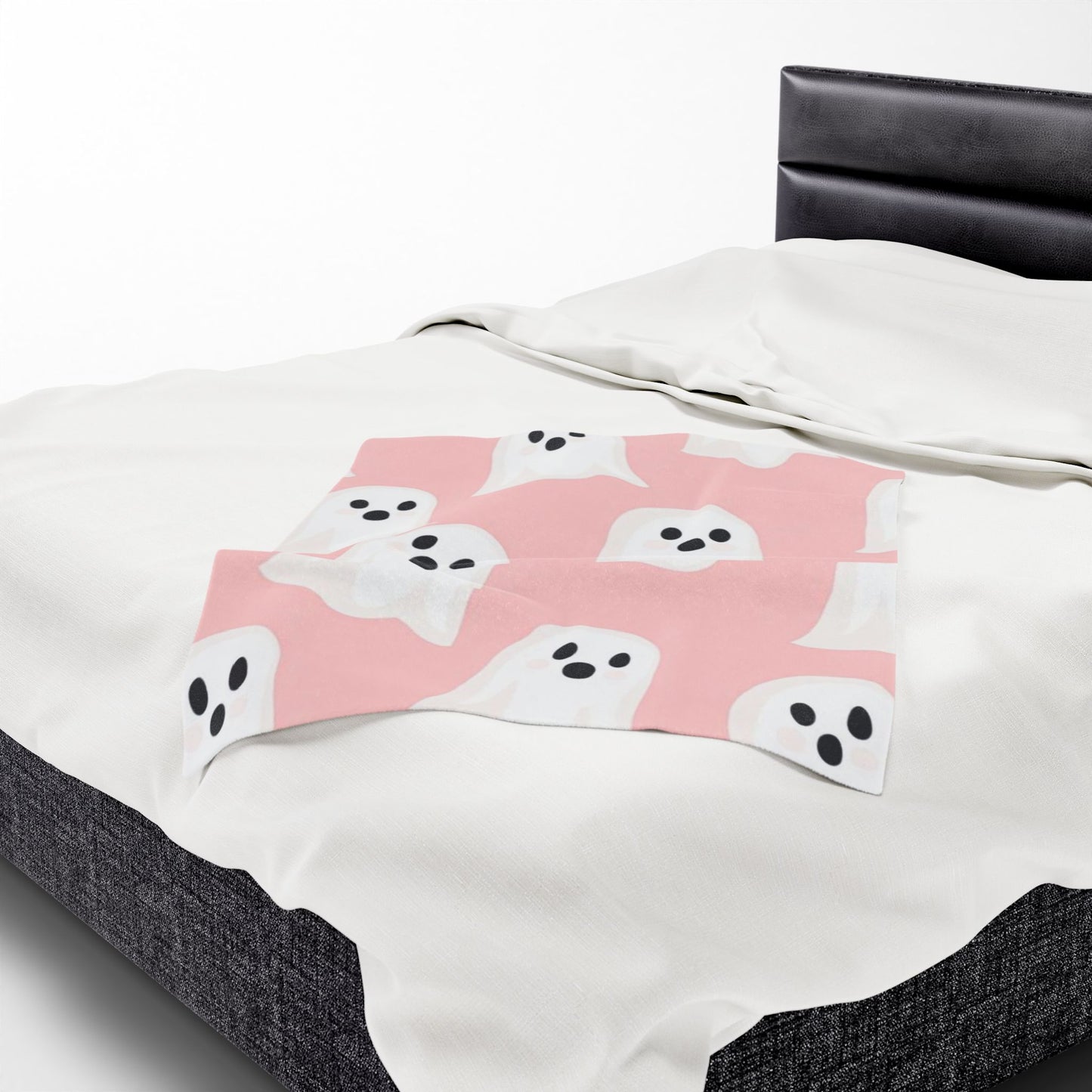 Cute Ghost Pattern Pink Velveteen Plush Blanket