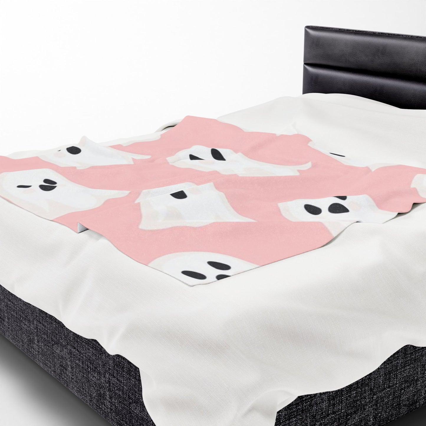 Cute Ghost Pattern Pink Velveteen Plush Blanket