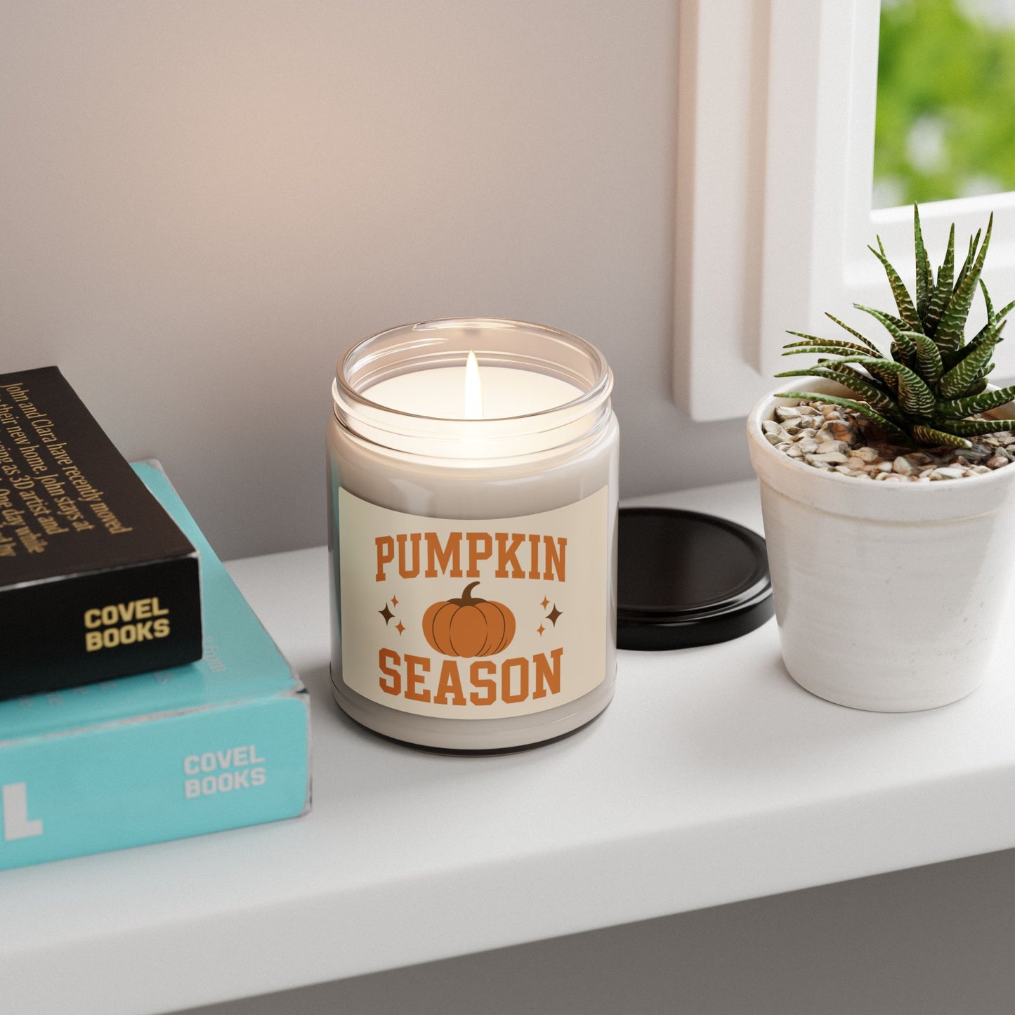 Pumpkin Season Scented Candle (9oz)