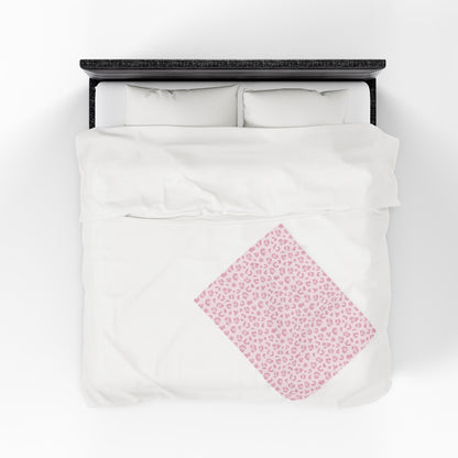 Pink Cheetah Velveteen Plush Blanket