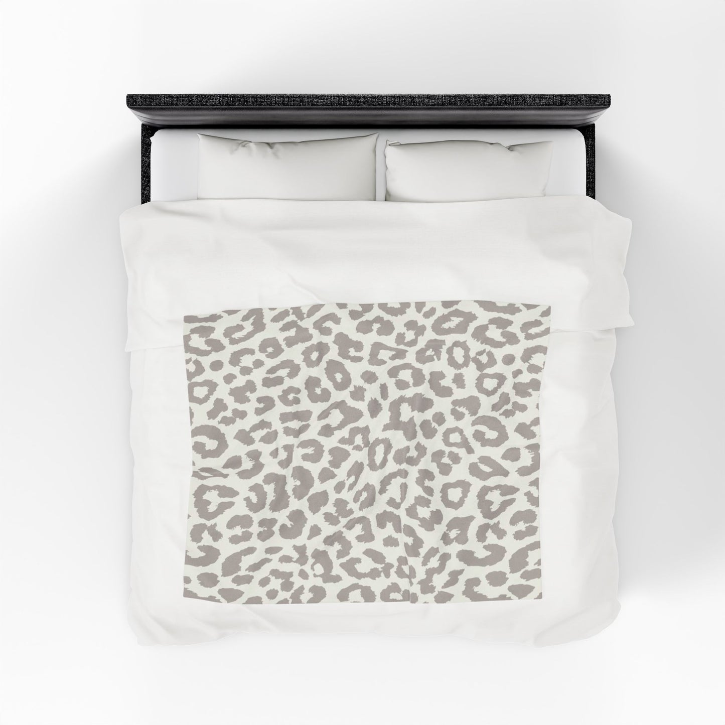 Beige Cheetah Print Velveteen Plush Blanket